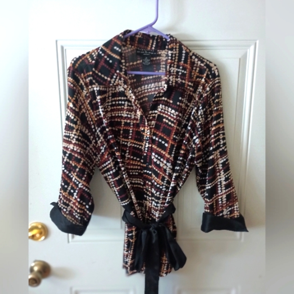 Women's size 1X blouse made by separates by New York City design company